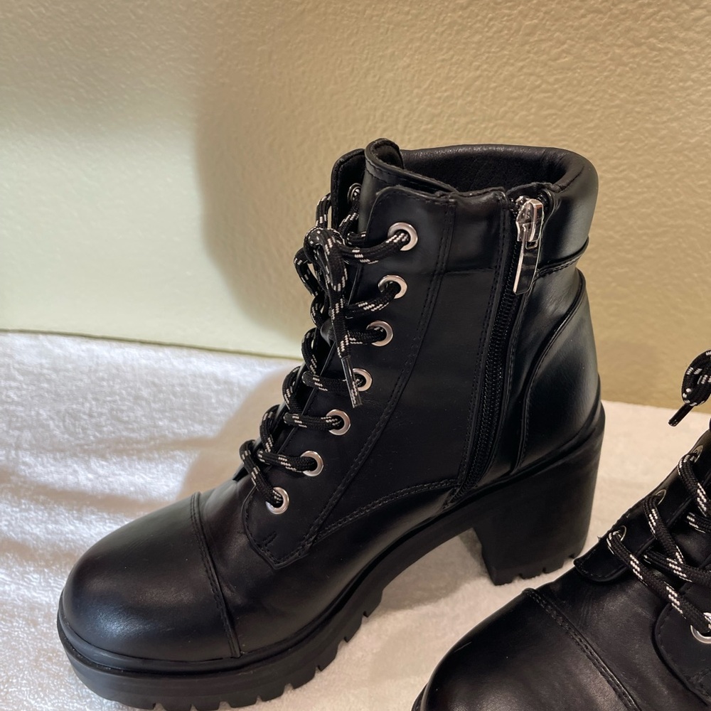 CLOSET CLOSEOUT SALE - Nine West Black Lace-Up Platform Block Heel Boots - Picture 6 of 12